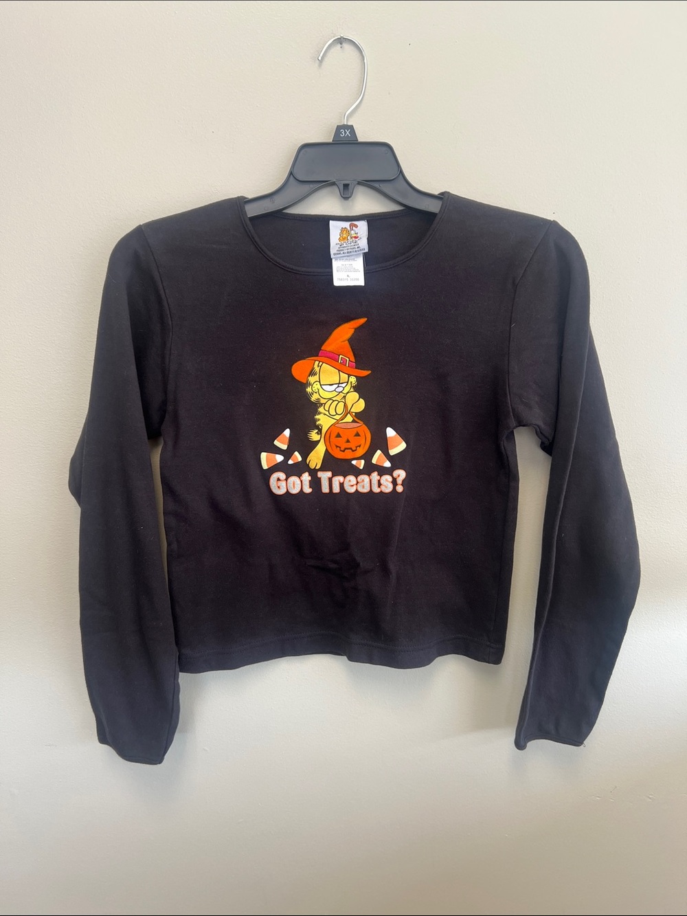 Vintage Garfield Halloween youth shirt